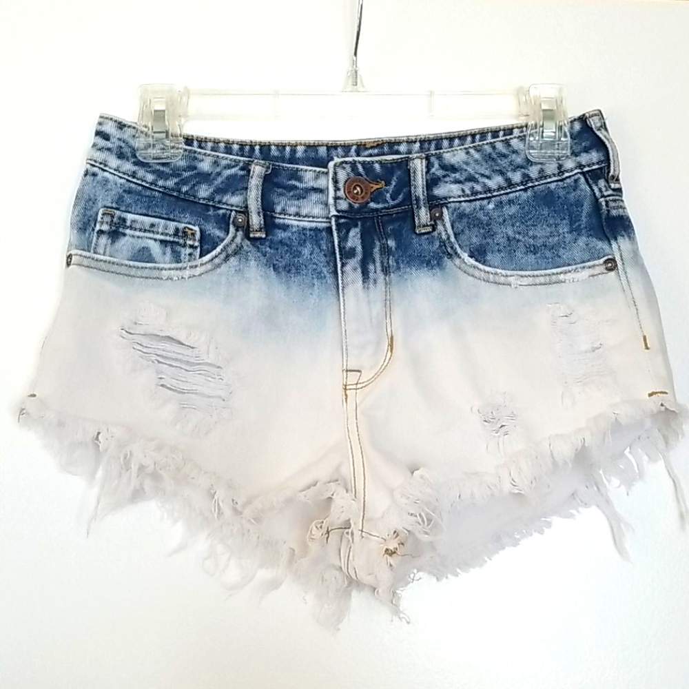 Bullhead distressed ombre jean shorts